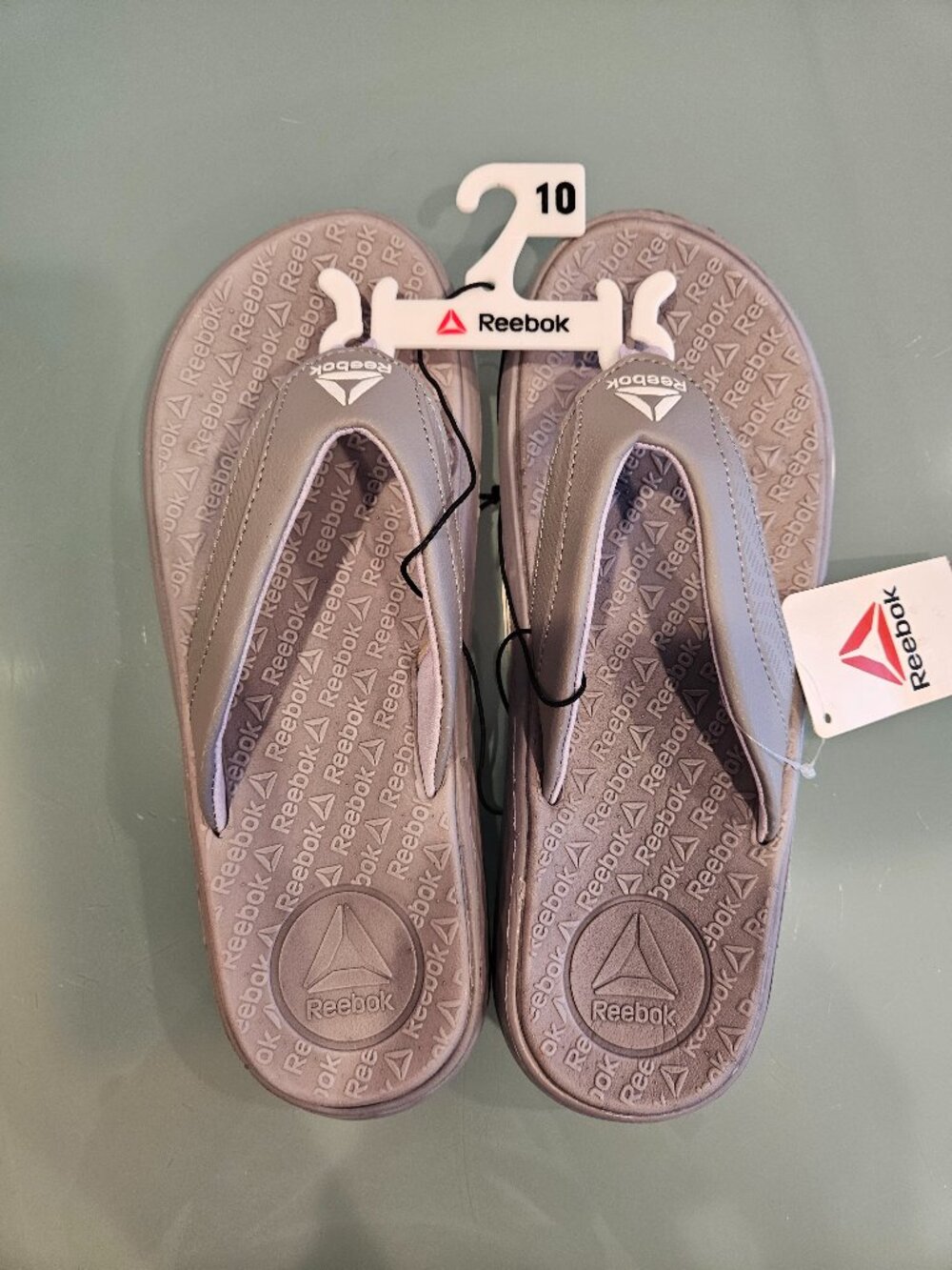 Reebok Woman's Flip Flops Size 10 NWT Grey